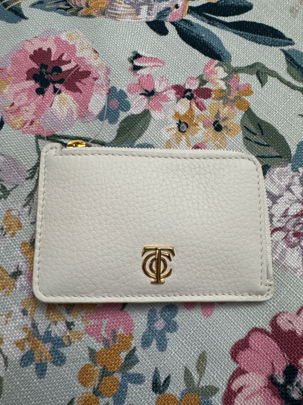 Tiffany & Co White Leather Card Wallet with Gold Logo